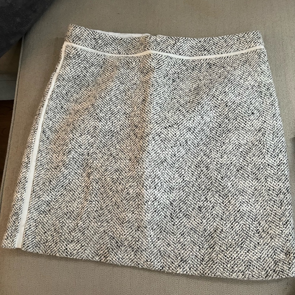 White House Black Market Black and White Mini Skirt